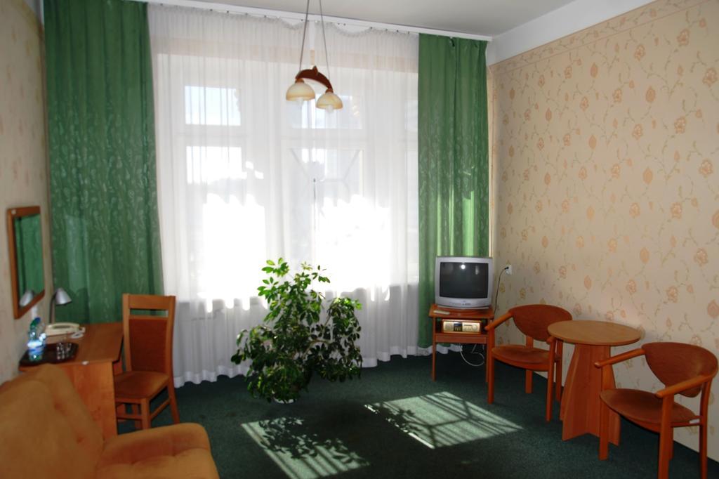 Palac Polonia Lodz  Exterior photo